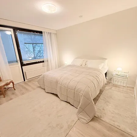 Center - 2br With Sauna, Free Parking 탐페레